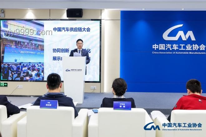 新能源汽车智能化转型加速，重塑产业格局